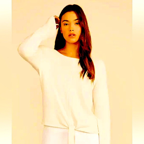 BAREFOOT DREAMS NWT! Cozychic Ultra Lite Tie Front Top Sweater Sand Dune Small - Picture 2 of 11